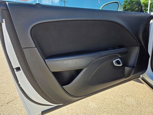 Used 2022 Dodge Challenger GT AWD/4WD image 13