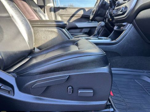 Used 2018 Chevrolet Colorado LT w/ Redline Special Edition image 34