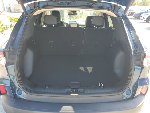 Used 2020 Ford Escape Titanium FWD image 9