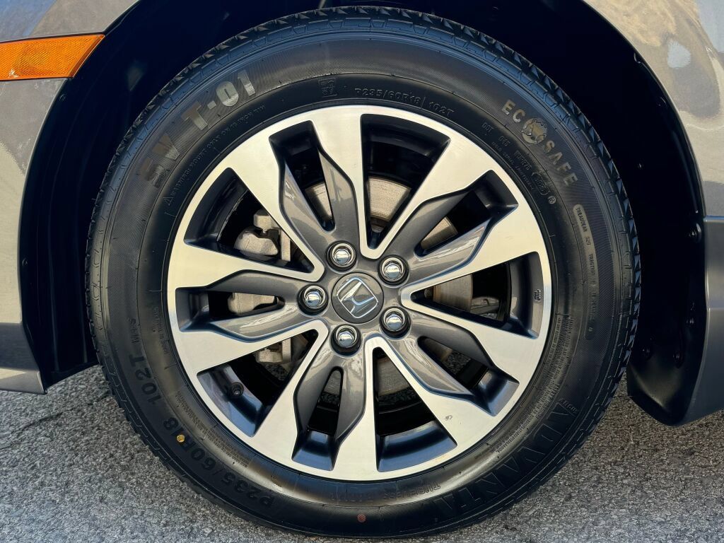 Used 2023 Honda Odyssey EX-L image 10