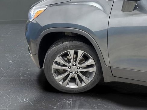 Used 2020 Chevrolet Trax Premier image 33
