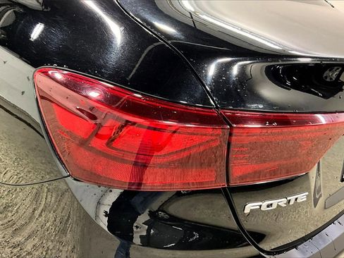 Used 2022 Kia Forte LXS image 22