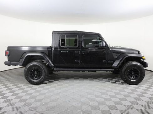 Used 2021 Jeep Gladiator Sport image 4
