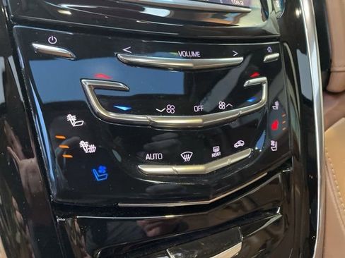 Used 2016 Cadillac Escalade Platinum image 4