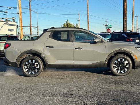 Certified 2025 Hyundai Santa Cruz SEL image 3