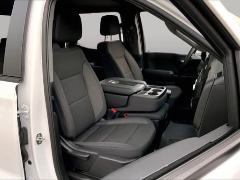 Used 2024 GMC Sierra 1500 Pro w/ Graphite Edition AWD/4WD image 8