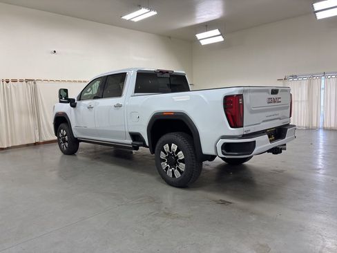 New 2026 GMC Sierra 2500 Denali w/ Denali Reserve Package image 6