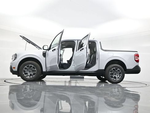 New 2026 Ford Maverick XLT w/ XLT Luxury Package FWD image 51
