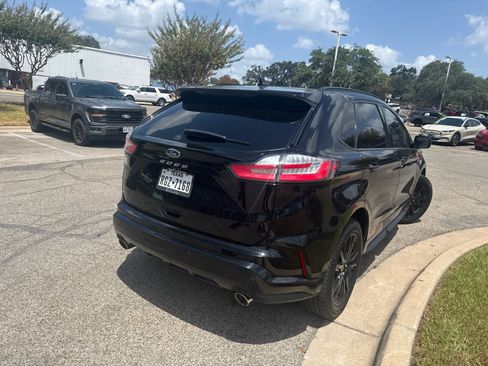 Used 2021 Ford Edge ST-Line FWD image 6