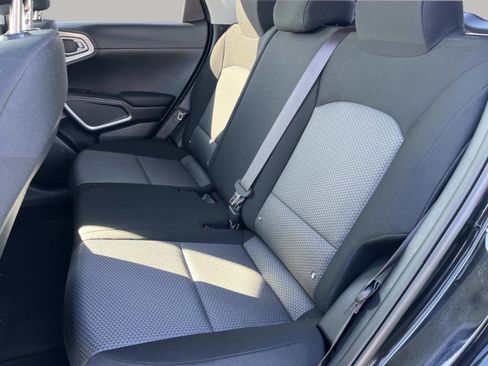 Used 2025 Kia Soul LX w/ LX Technology Package image 19