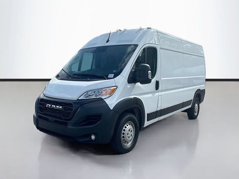 Used 2025 RAM ProMaster 2500 w/ Convenience Group FWD image 7