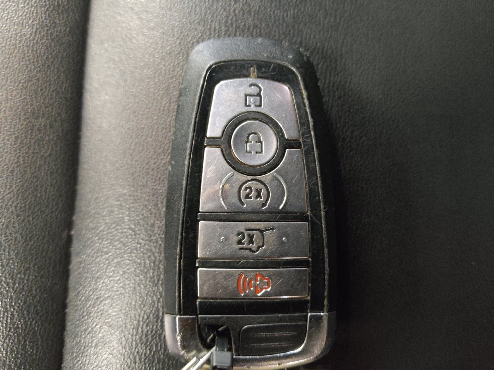 Used 2023 Ford Explorer XLT w/ Equipment Group 202A RWD image 32