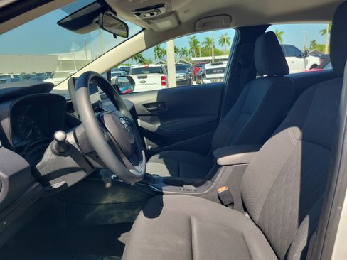 Used 2024 Toyota Corolla LE FWD image 11