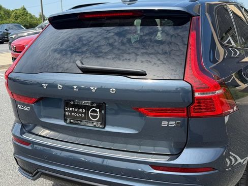 Used 2024 Volvo XC60 B5 Plus w/ Protection Package Premier AWD/4WD image 11