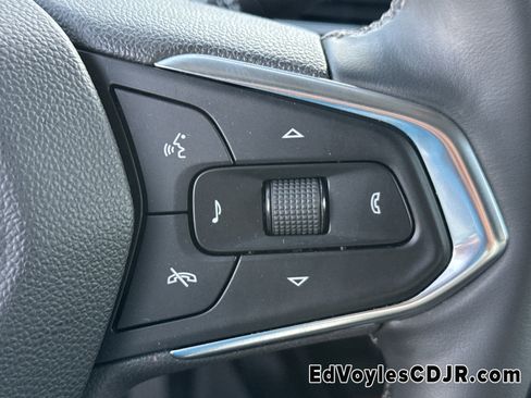 Used 2025 Chevrolet Trax ACTIV image 31