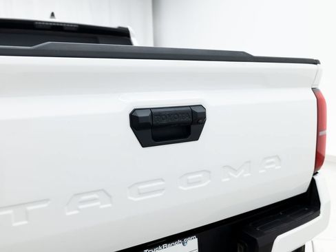 Used 2024 Toyota Tacoma SR5 AWD/4WD image 14