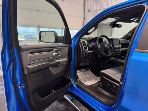 Used 2022 RAM 1500 Big Horn AWD/4WD image 7