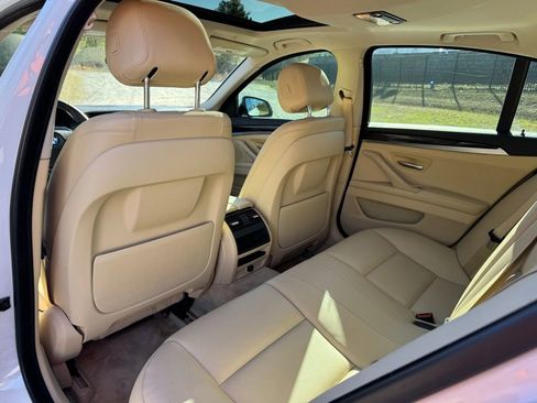 Used 2015 BMW 528i Sedan image 24