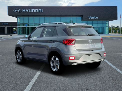 New 2026 Hyundai Venue SEL FWD image 24