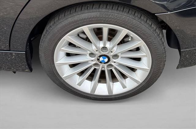 Used 2011 BMW 335i xDrive Sedan AWD/4WD image 10