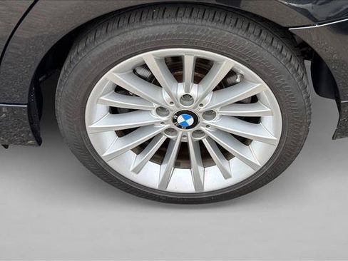 Used 2011 BMW 335i xDrive Sedan AWD/4WD image 10