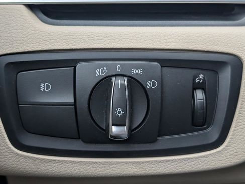 Used 2017 BMW X1 xDrive28i image 11