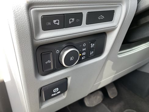 Used 2021 Ford F150 XLT w/ Equipment Group 302A High RWD image 19