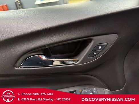 Used 2024 Chevrolet Equinox LT AWD/4WD image 11