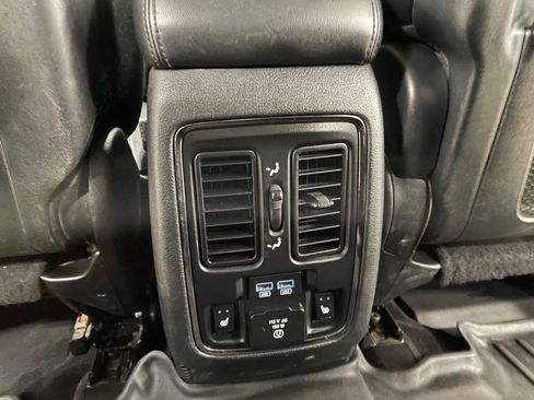 Used 2018 Dodge Durango GT AWD/4WD image 14