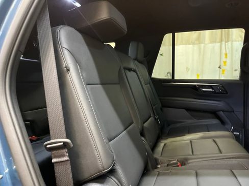 Used 2025 Chevrolet Tahoe LT w/ Comfort Package AWD/4WD image 27