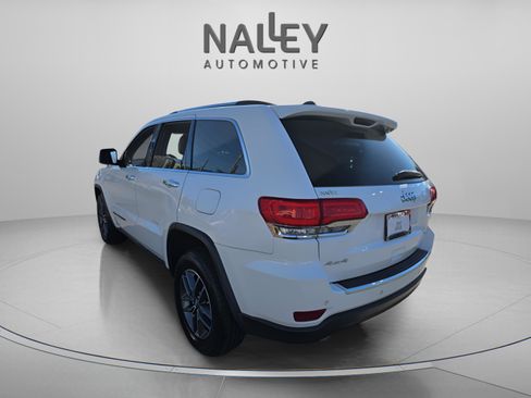 Used 2017 Jeep Grand Cherokee Limited image 3
