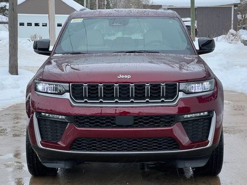 New 2026 Jeep Grand Cherokee Limited w/ Trailer Tow Package AWD/4WD image 43