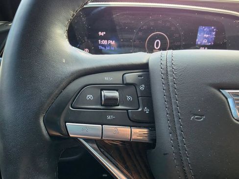 Used 2022 Cadillac Escalade Sport Platinum AWD/4WD image 21
