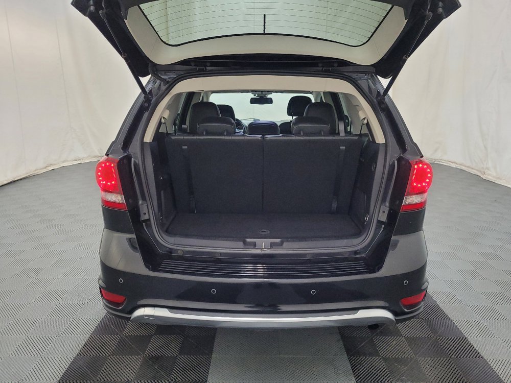 Used 2020 Dodge Journey Crossroad FWD image 29