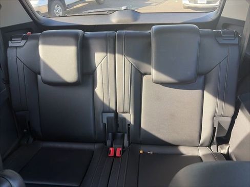 Used 2019 Volkswagen Atlas SE w/ Towing Package AWD/4WD image 14