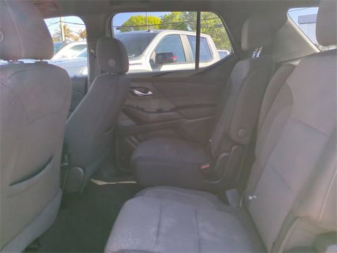 Certified 2023 Chevrolet Traverse LT image 17