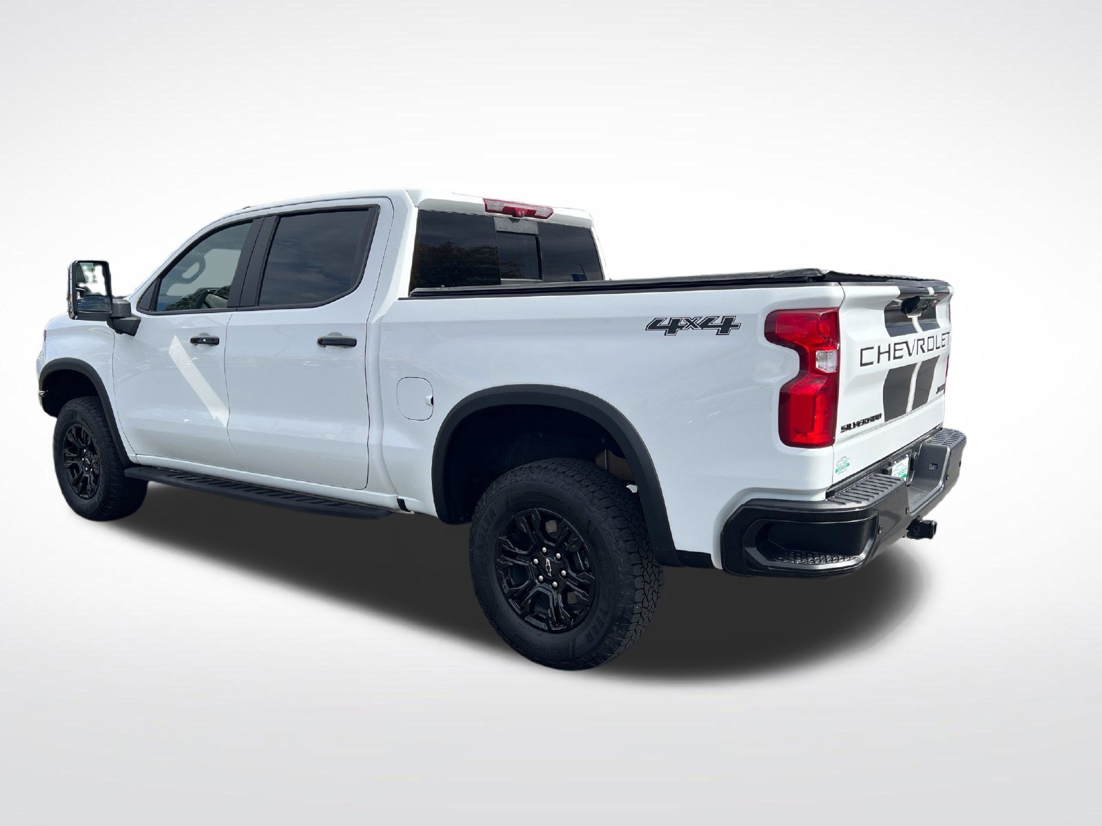 Used 2025 Chevrolet Silverado 1500 ZR2 w/ Technology Package AWD/4WD image 6