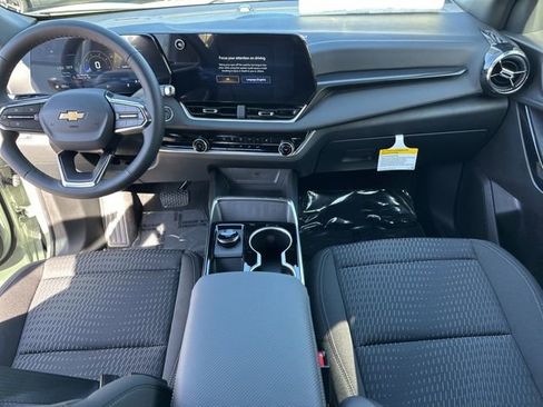 New 2026 Chevrolet Equinox LT w/ Safety and Technology Package image 5