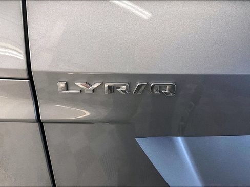 Used 2024 Cadillac Lyriq Luxury RWD image 30