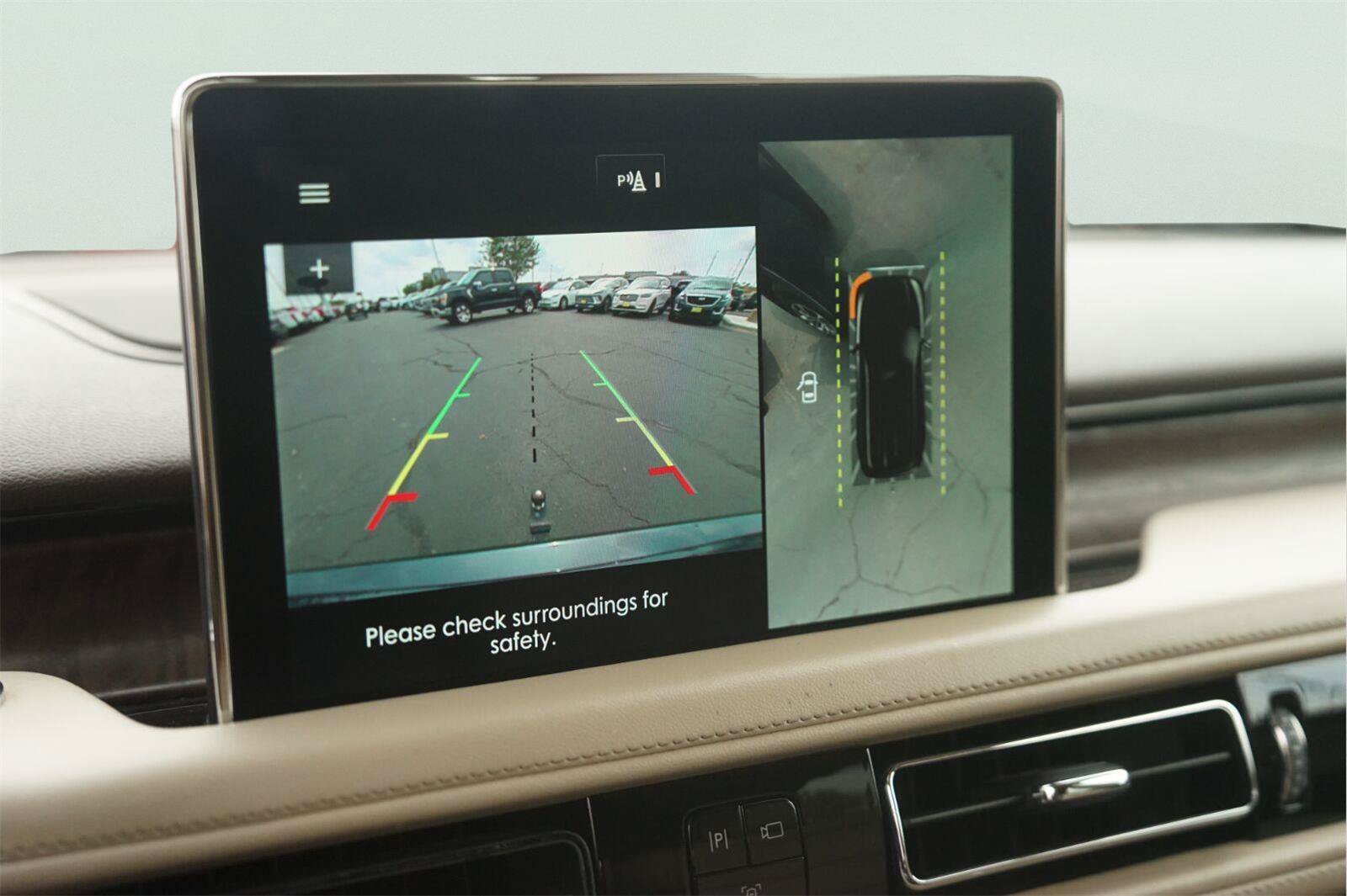 Used 2022 Lincoln Aviator Grand Touring w/ Equipment Group 301A AWD/4WD image 30