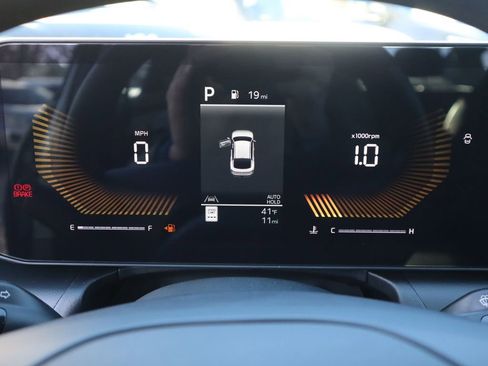 New 2025 Kia K4 LXS image 33