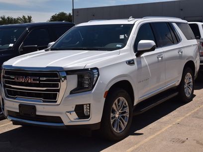 Used 2022 GMC Yukon SLT w/ SLT Premium Package