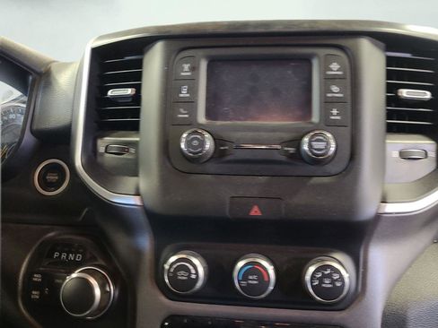 Used 2021 RAM 2500 Big Horn image 16
