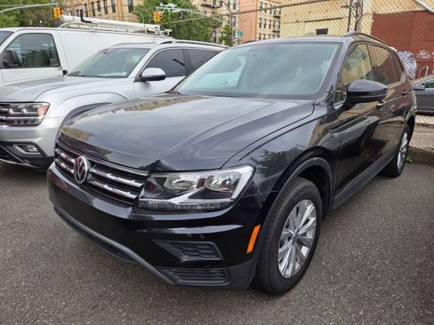 Used 2019 Volkswagen Tiguan S w/ Driver Assistance Package AWD/4WD image 5