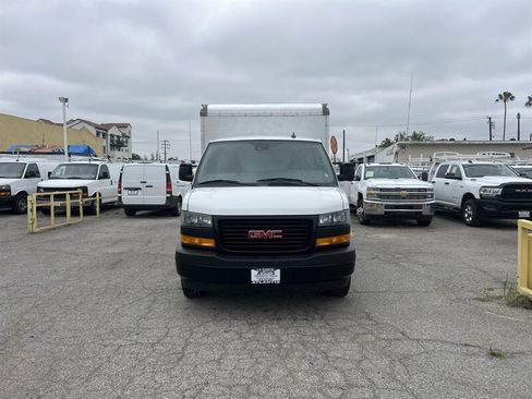 Used 2021 GMC Savana 3500 w/ Power Convenience Package RWD image 5
