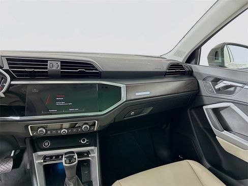 Used 2025 Audi Q3 2.0T Premium Plus image 20