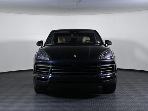 Certified 2023 Porsche Cayenne S image 10