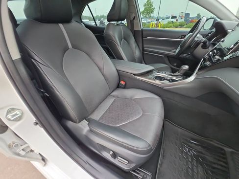 Used 2023 Toyota Camry XSE w/ Navigation Package FWD image 29