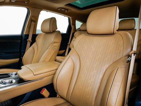 Used 2024 Genesis GV80 3.5T w/ Advanced Package image 18