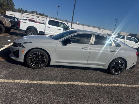 Used 2024 Kia K5 GT-Line w/ GT-Line Premium Package image 4